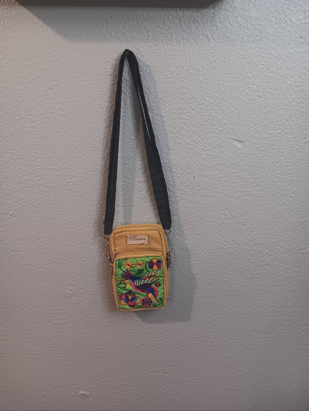 Roatan Crossbody Bag